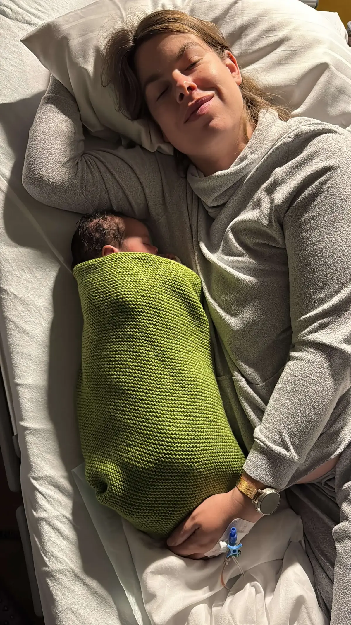 Baby Verena cuddling next to mama